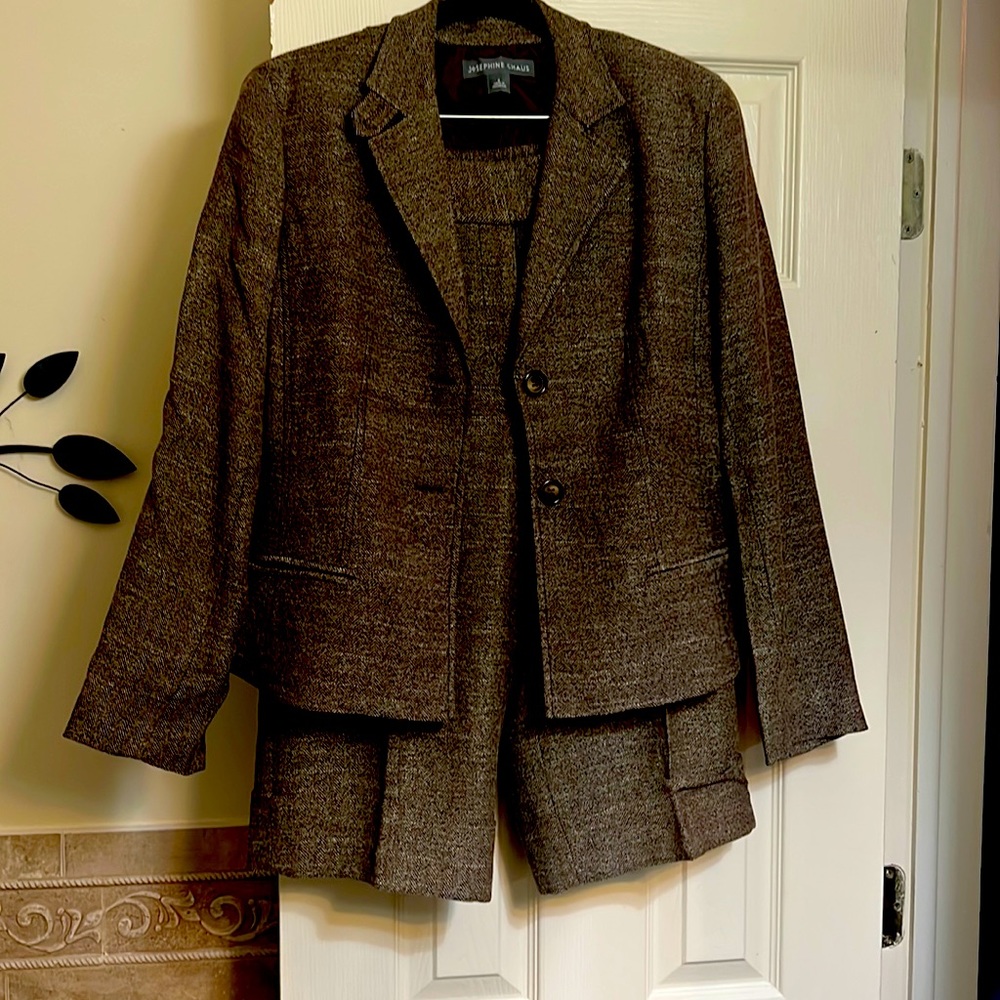 Woman’s culotte pants suit.